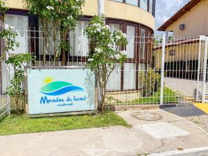 Casas no Residencial Moradas de Israel, com 3 suítes (todas com ar condicionado), internet 300MBPS e área gourmet privativa a aproximadamente 200m da praia de Taperapuã, (Axé Mói)com piscinas, sauna, portaria 24hrs