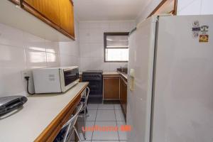 Apartamento em Guarujá próximo ao Shopping La Plage