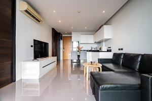 Chic 2BR Loft near Nai Harn Beach A406