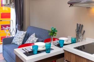 Stylish 1BR Apt Near Nai Harn Beach Pools P607