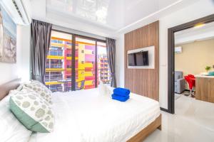 Stylish 1BR Apt Near Nai Harn Beach Pools P607