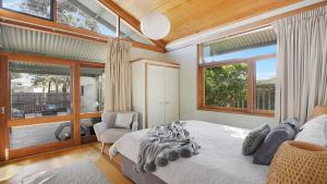 Tea House - The Vintage