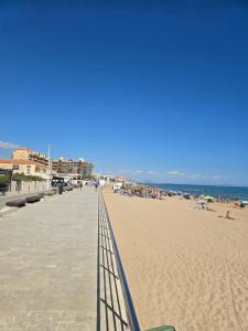La Mata Studio with Beach and Pool View