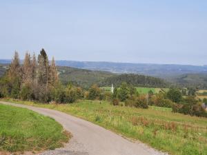 Countryside Escape for 9