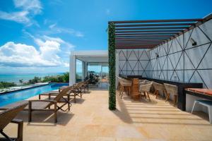 Modern Studio with Pool in Playa del Carmen