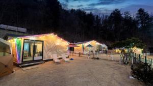 Gapyeong camp with pet & aegyeonglamping - 3hvězdičkové hotely ve městě Gapyeong