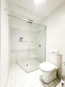 2BR City apartment York st
