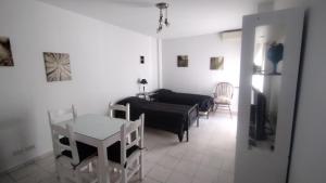 Monoambiente Almagro zona Hosp Italiano AlquilerEnBaires