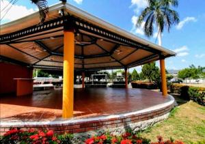 Hermosa casa de sol Aragon 1