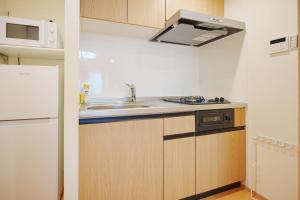 YYT New listing, 30 seconds walk from the subway, high-speed Wi-Fi, complete facilities, convenient surroundings, high cost performance