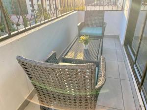 Tudor Nora apartments