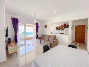 Apartamento Alto padrão 2 suites com Vista para o Mar