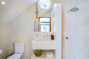 MIID Villa Cozy Escape Near Balangan and El Kabron