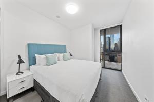 Soft City Glow Serene Lucid 2BR Stay