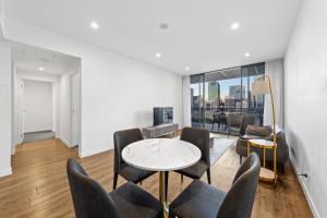 Soft City Glow Serene Lucid 2BR Stay