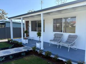 Cooinda on the Green - Your Happy Place! Golf Course Retreat with Kangaroo Views