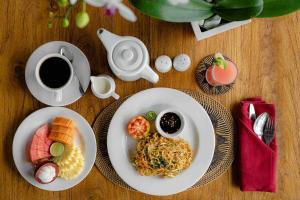 sunrise villa in the middle of rice field