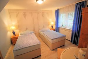 Berlinurlaub im Grünen, 6 Betten, Pool, Sauna, Spielplatz, Grill, Tischtennis