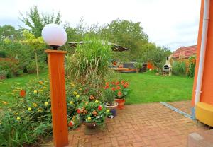 Berlinurlaub im Grünen, 6 Betten, Pool, Sauna, Spielplatz, Grill, Tischtennis