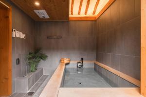Luxury Hanok Maison Sunlit