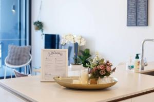 Panorama South Bank River View 2B Apartment