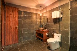 Thang Mây Village & Resort by RAVI