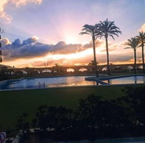 Relaxing experience in apt club nautico isleta