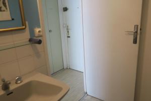 Charming bright studio apartment with balcony