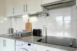 Charming studio with balcony on the 10th floor