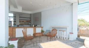 RedDoorz At Fat J Apartelle Mactan