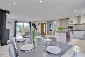 Aux portes de locean