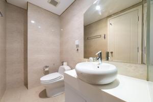 Landmark Sky Apartment By Vinhomes Central Park