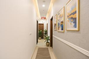 FabHotel Novel Suites