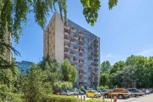 High Apartment with a View of the Old Town by Noclegi Renters