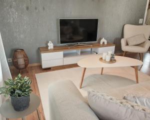 Large oasis with terrace, 15 minutes from Bern