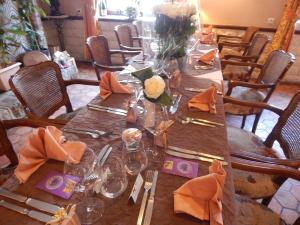 Hotels Hotel Restaurant Le Cygne : photos des chambres