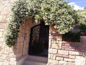 Merve Stone House Assos