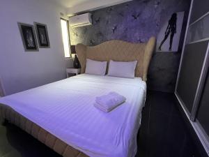 Grosvenor Square Kandi Realty