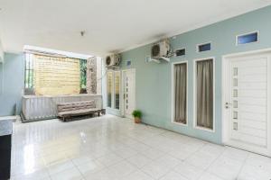 Elza House near Kalimalang RedPartner