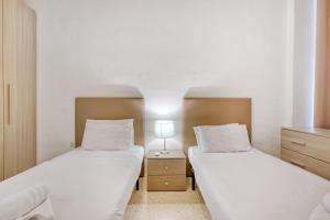 Spacious 3 Bedroom Stay in Historic Valletta