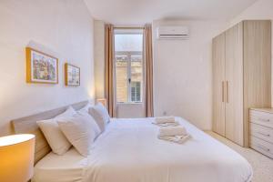 Spacious 3 Bedroom Stay in Historic Valletta
