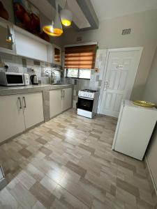 Apartments 3mins From US Embassy