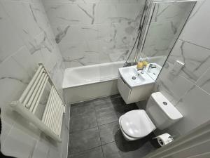 Tranquil 1BD in Heathrow