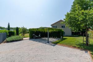 Villa Kroštula with private pool and BBQ