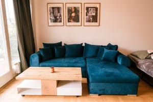 Bright 120m apartment 2BR Balconies near Castle