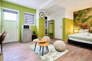 Jacuzzi Balnéo Privé, Jardin Cosy, Fibre Rapide