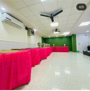 Hotel Royal Excellency inn