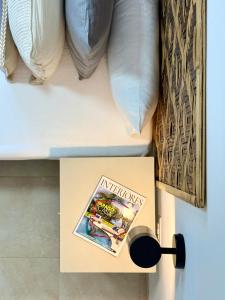 Canaryislandshost l Coral