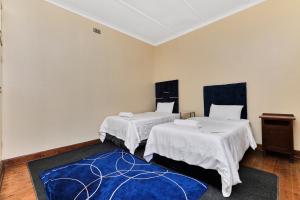 Peaceful Private Rooms in the Heart of Melville with Backup Utilities for solo travellers and couples