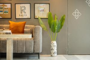 Ralph Poshtel Sukhumvit